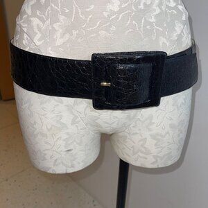 Nancy Gonzolez Womens Belt Size Large Black Crocodile Skin Statement